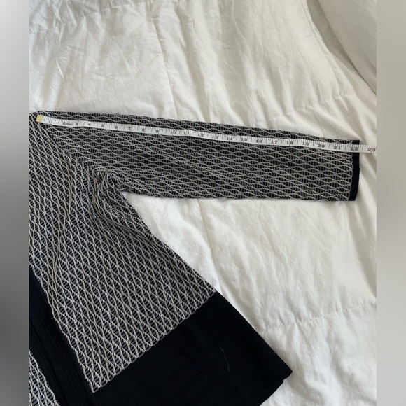 Exclusively Misook Black & White Textured Knit Open Front Cardigan Jacket NWT S - Picture 9 of 9